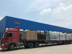 好長(zhǎng)的車